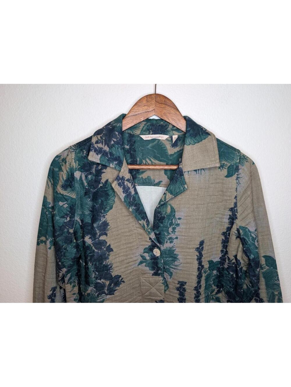 Soft Surroundings Floral Green Cotton Long Sleeve V-Neck Collar Blouse Top Sz S - Picture 2 of 9